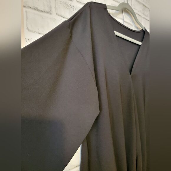 Women's black wing sleeved tie blouse size L, New! - Picture 4 of 7